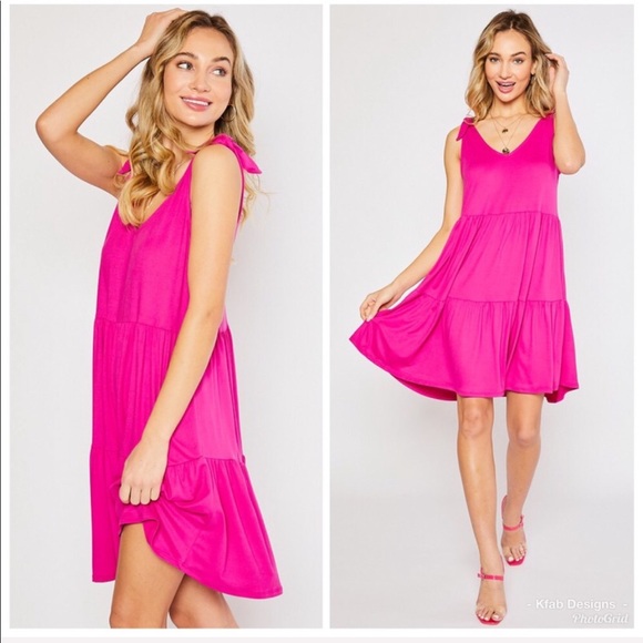 Dresses & Skirts - 💖LAST 1! V Neck Tiered Ruffled Bow Detail Dress